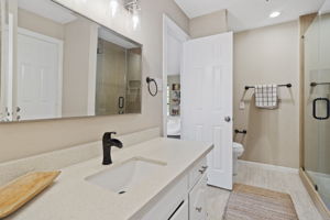  Photo 0