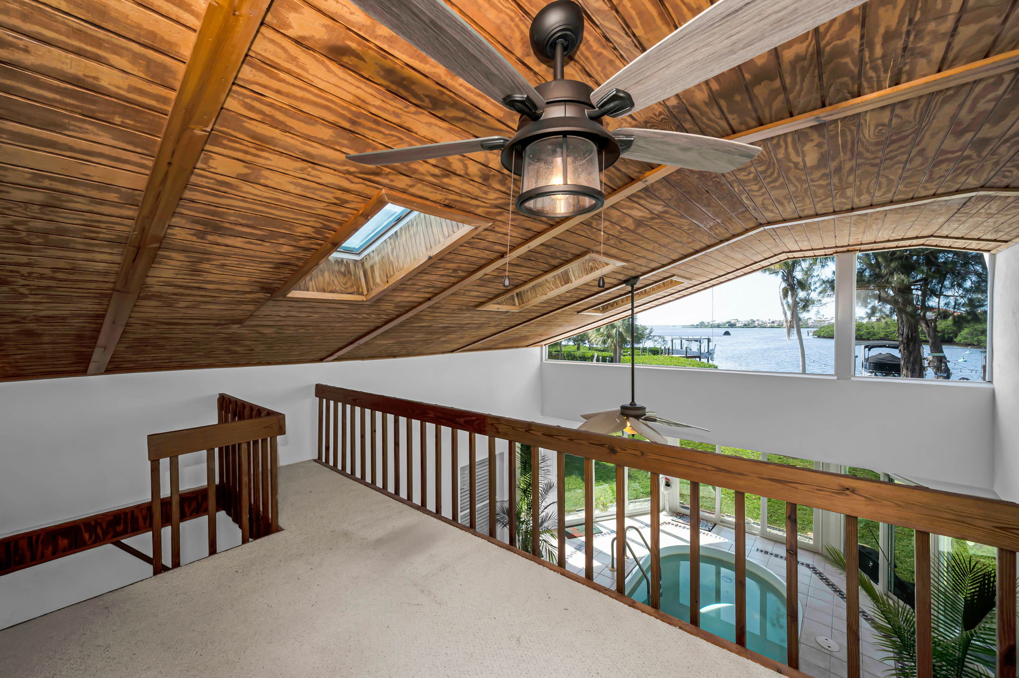 Lanai Balcony3