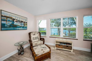 Upper Level Bedroom3b