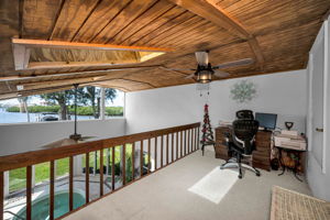 Lanai Balcony1