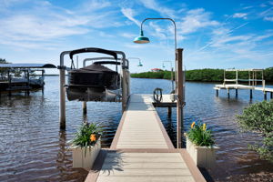 Dock1