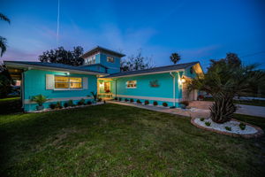 Front Exterior22
