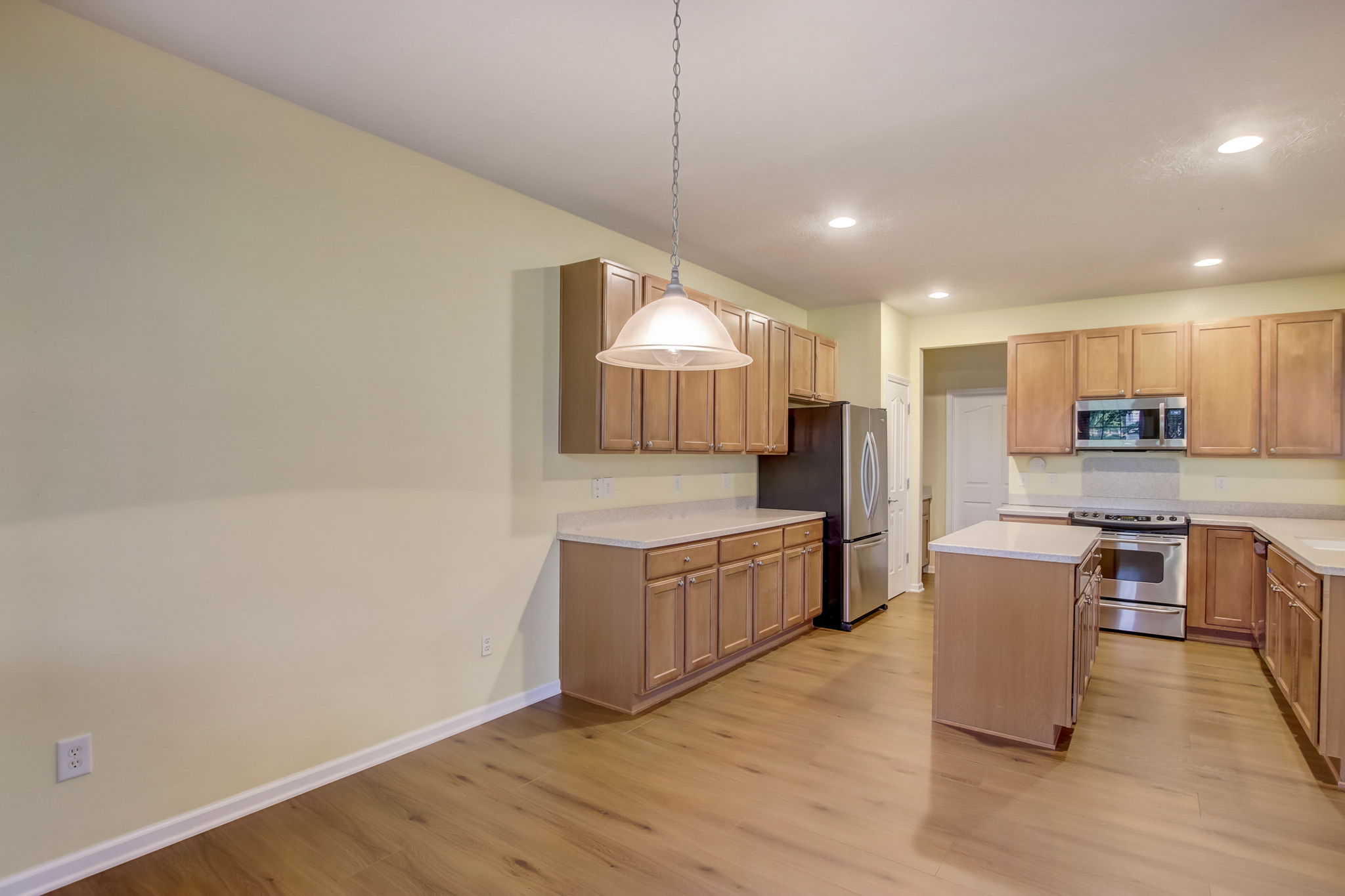 Dursley Ct-012