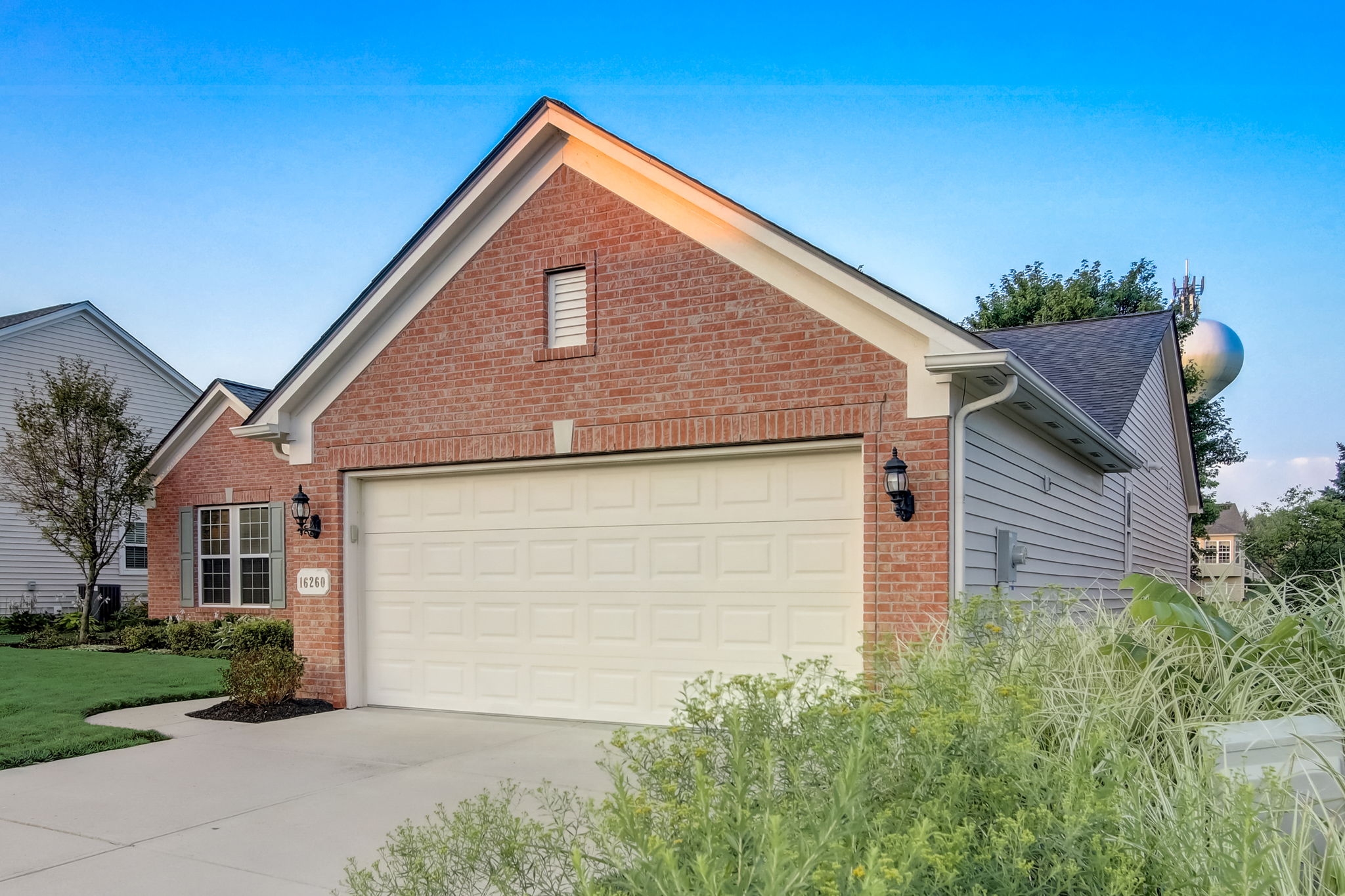 Dursley Ct-002