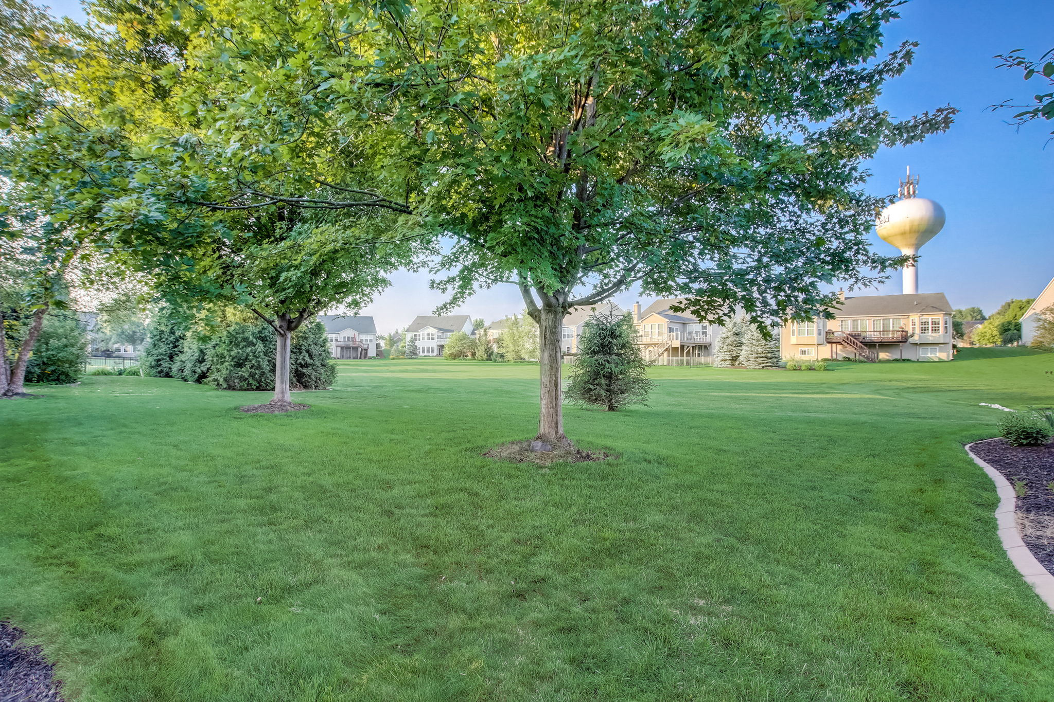 Dursley Ct-035