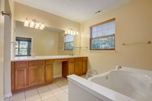 Dursley Ct-028