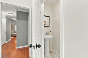  Photo 48