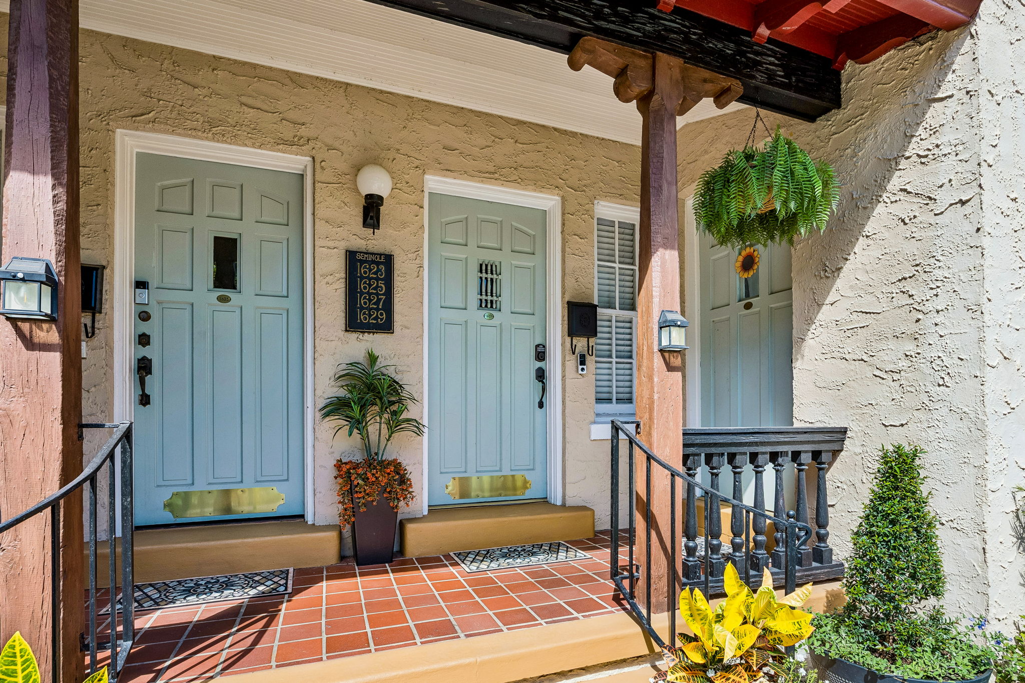 Front Entry Detail