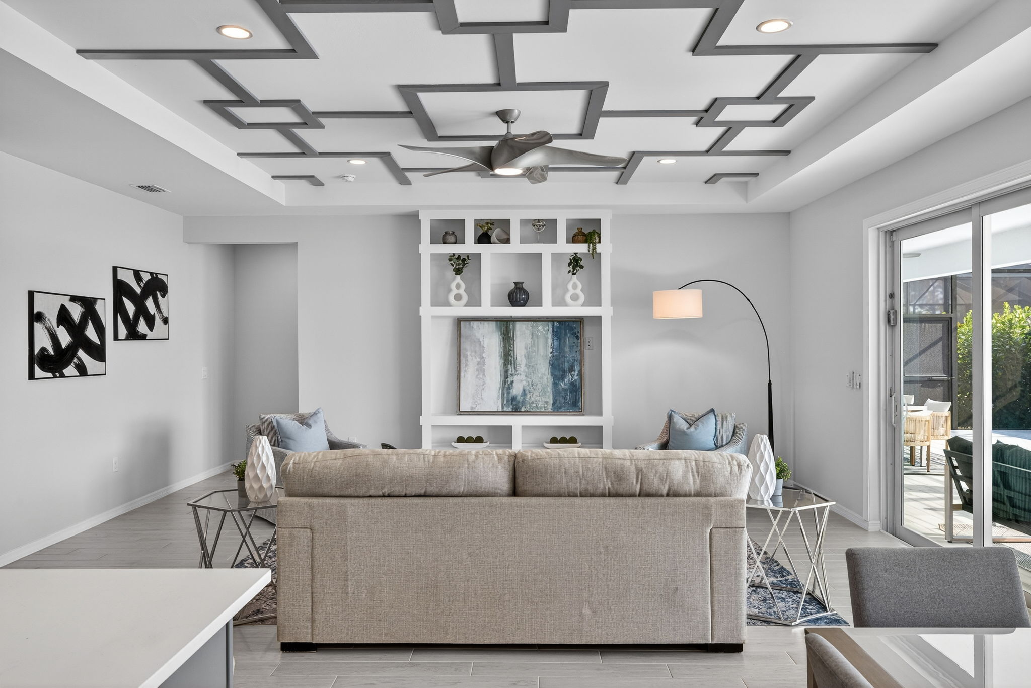 Living Room 5 of 5-r