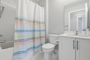  Photo 36