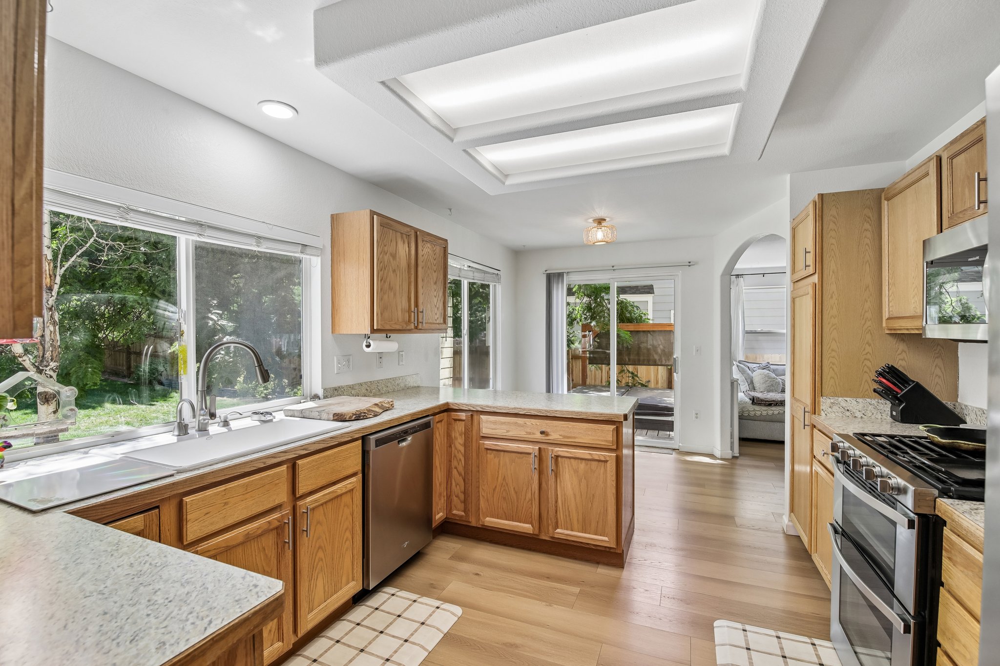 Holeman Dr-S1607-012.jpg
