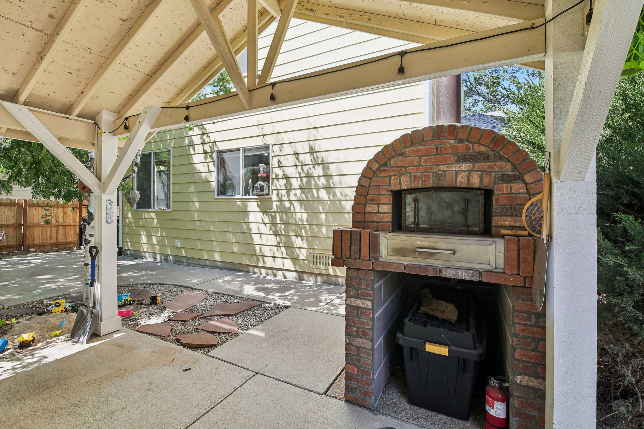 Holeman Dr-S1607-032.jpg