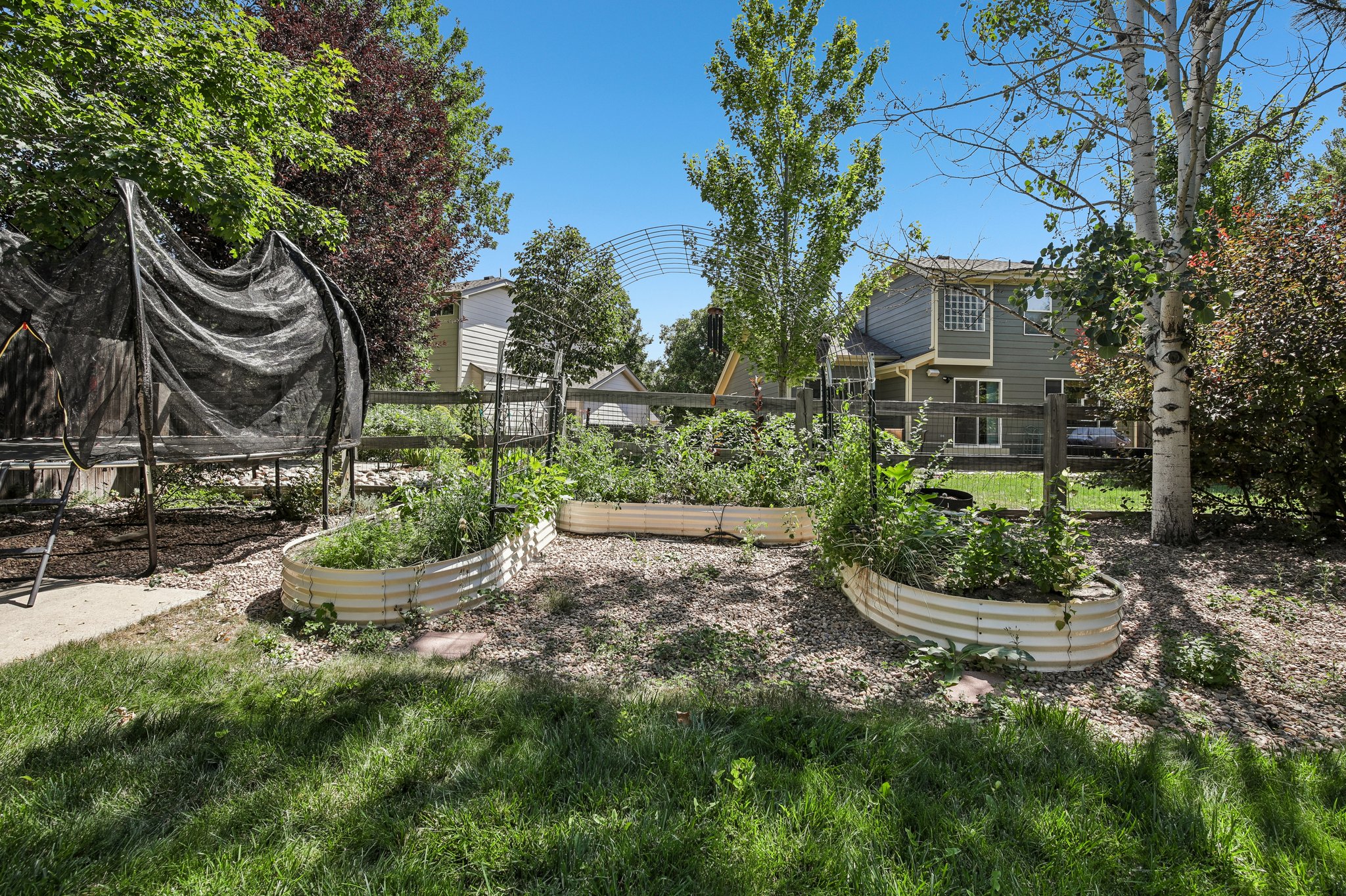 Holeman Dr-S1607-036.jpg
