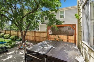 Holeman Dr-S1607-033.jpg