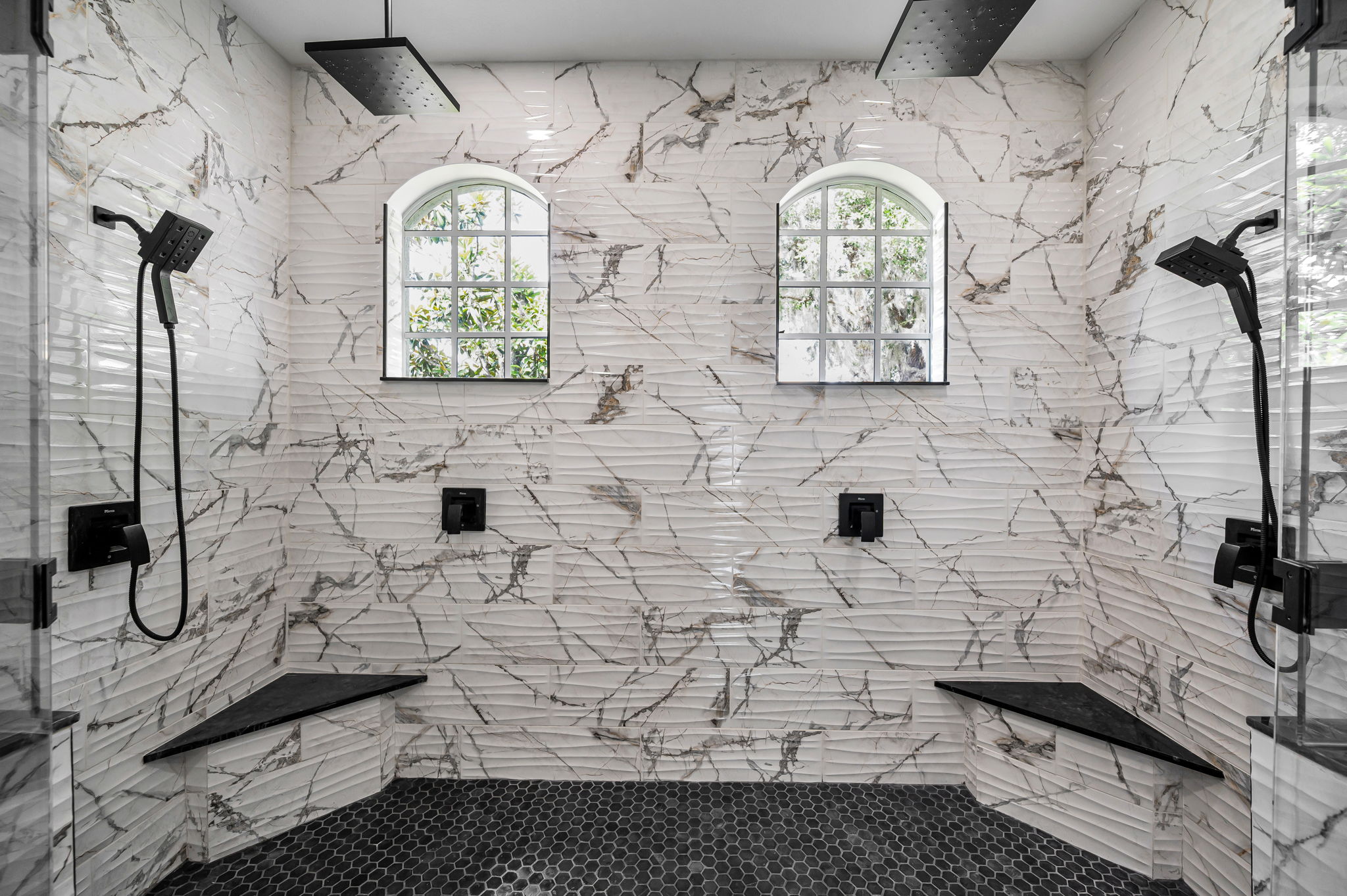 Primary Bathroom1c