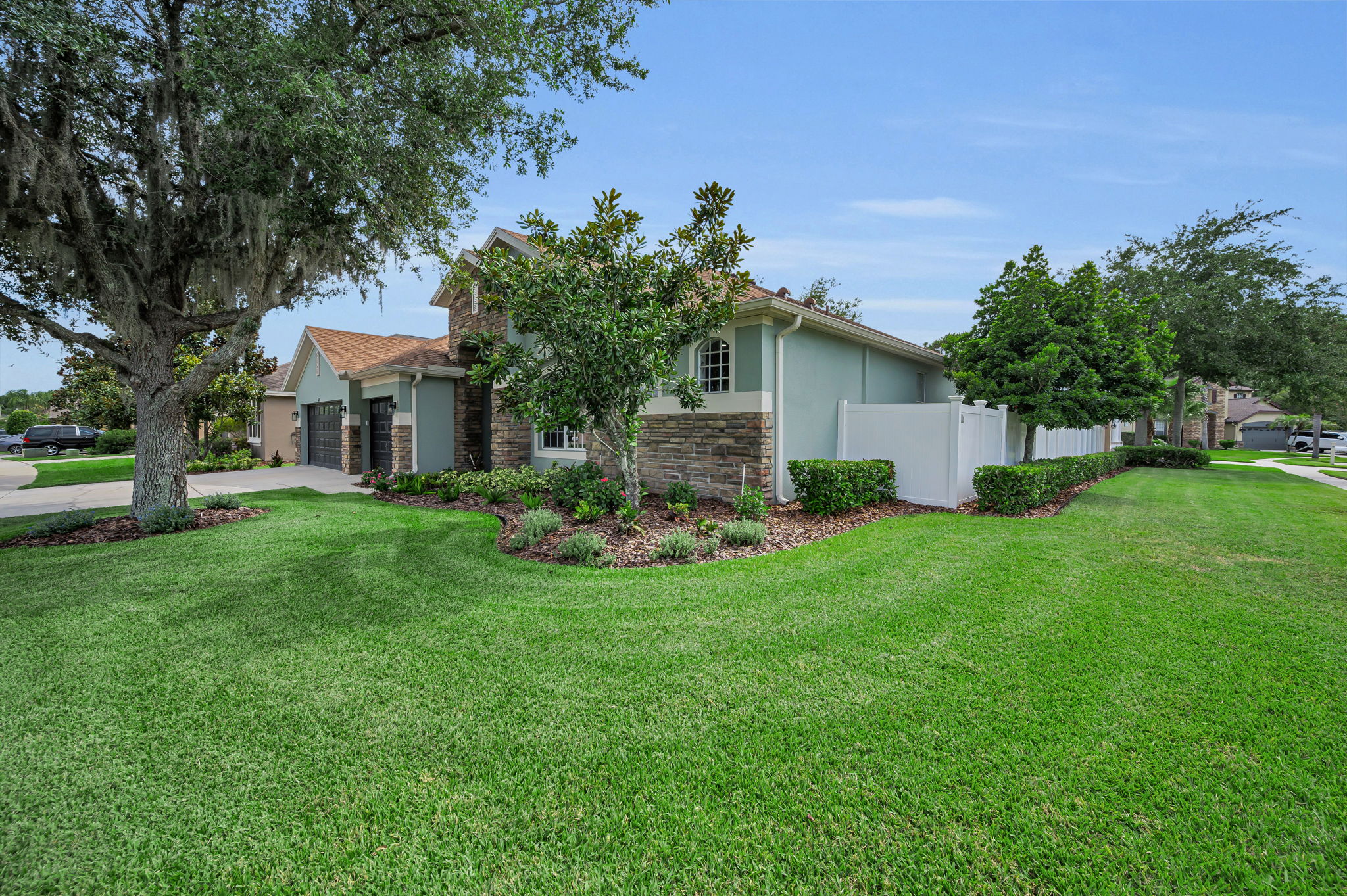 Front Exterior3