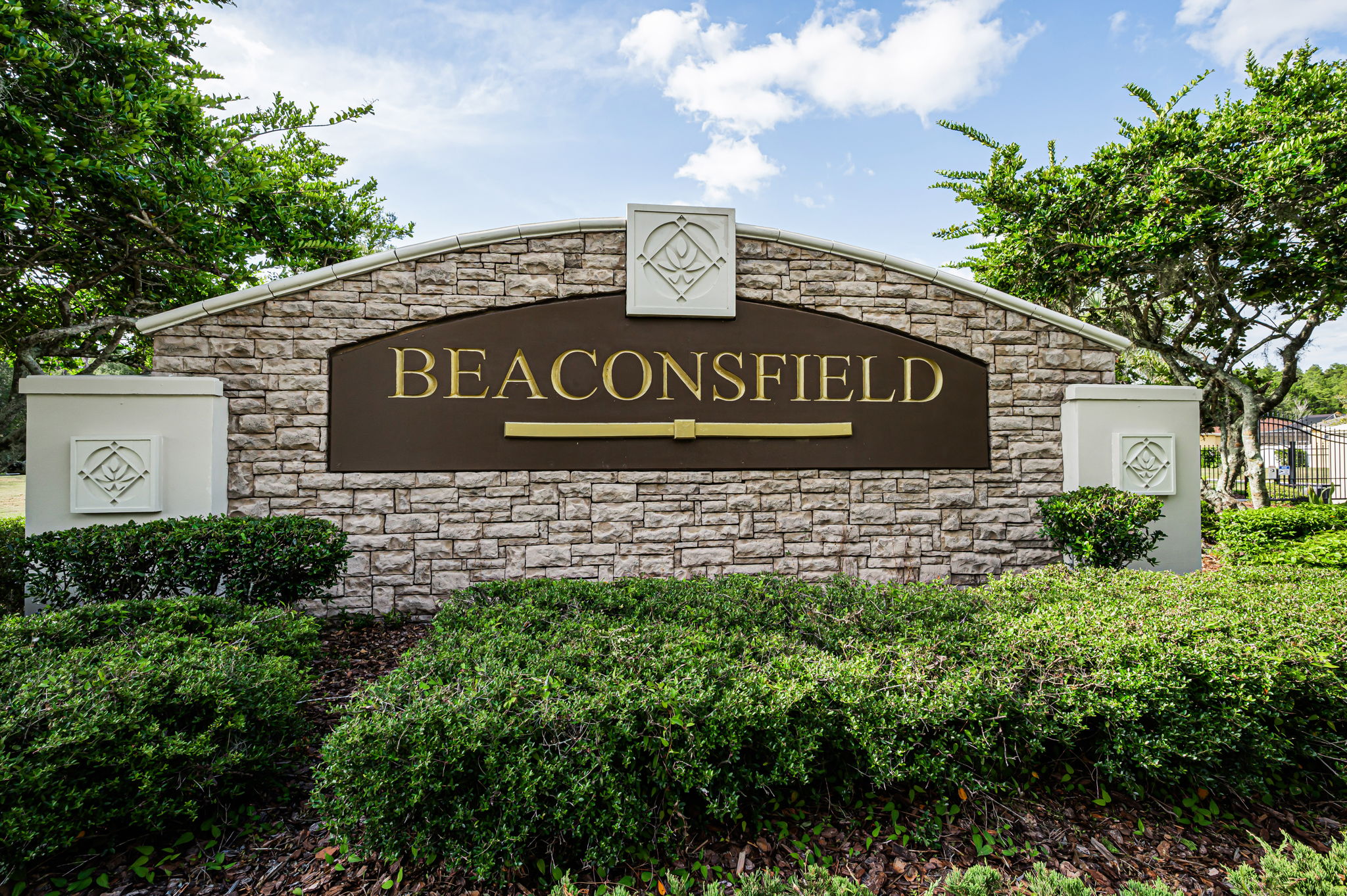 Beaconsfield Gated Entry1