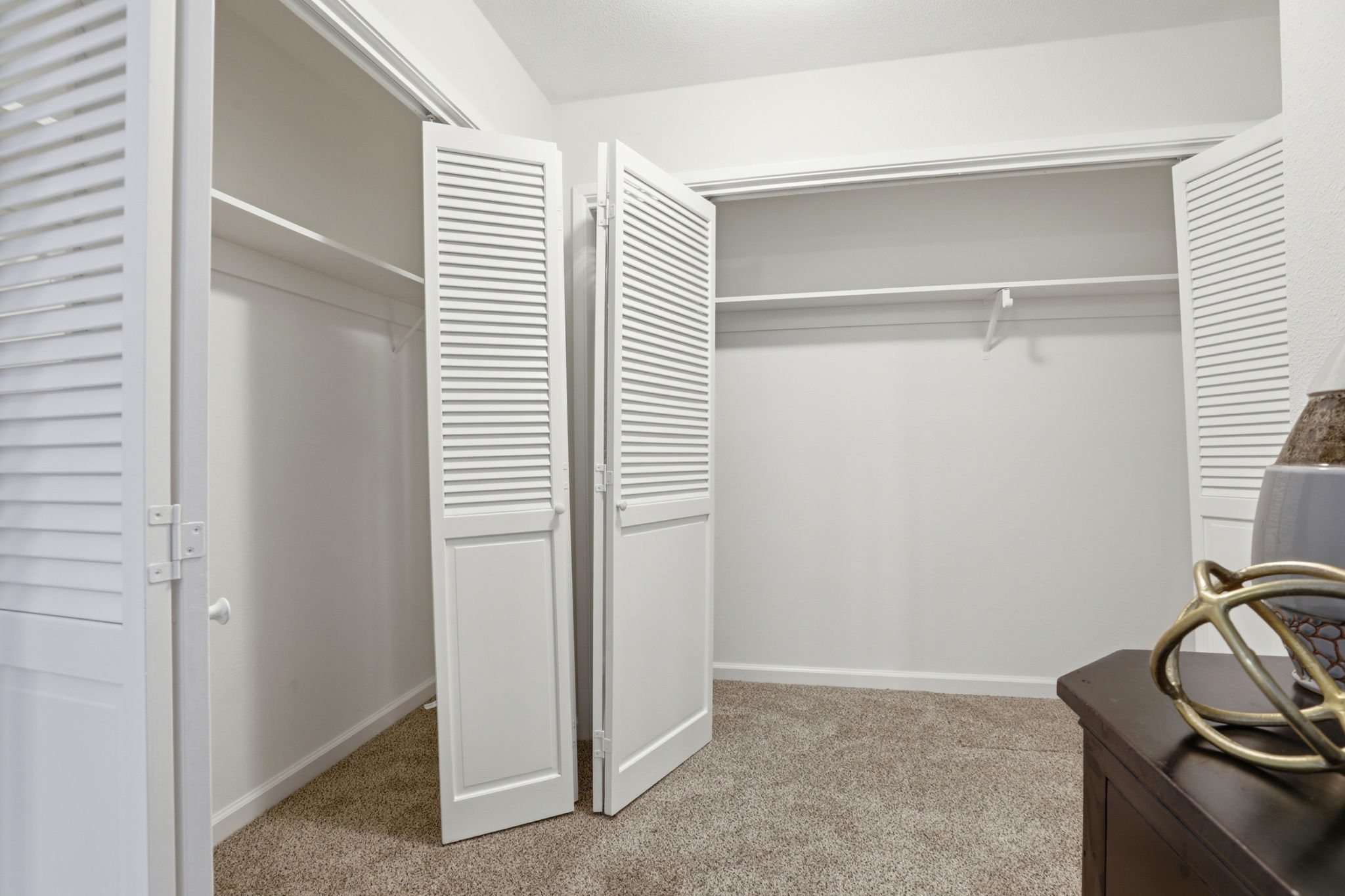 029_F8_16290 Blackie Rd