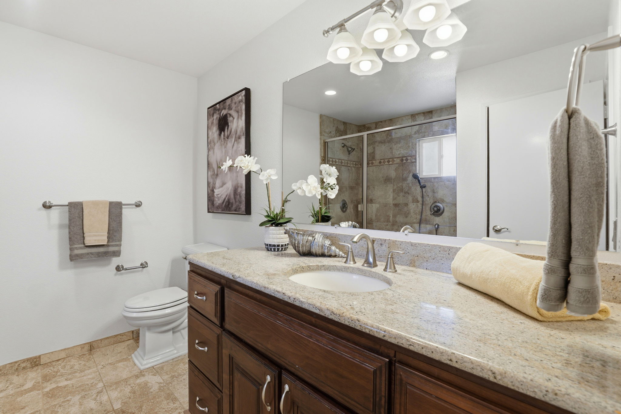 031_F8_16290 Blackie Rd