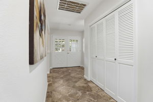 010_F8_16290 Blackie Rd