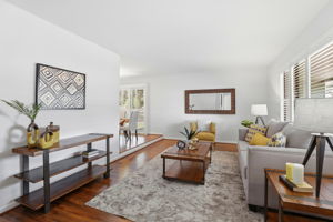 011_F8_16290 Blackie Rd