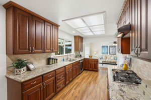 017_F8_16290 Blackie Rd