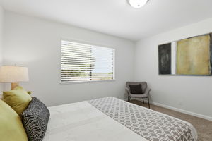 022_F8_16290 Blackie Rd