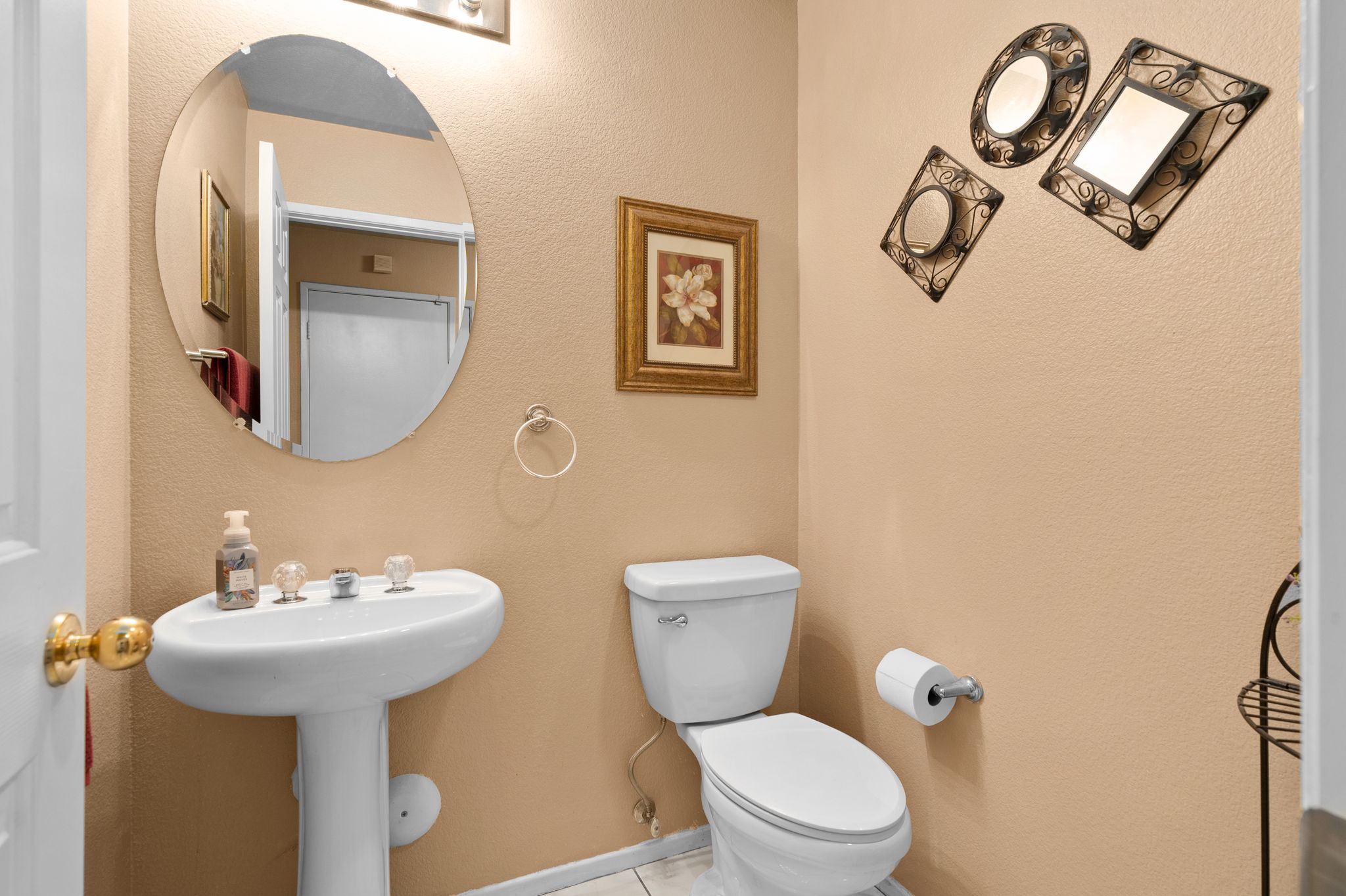  Photo 12