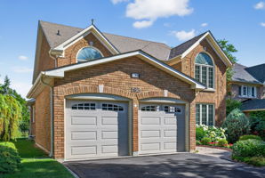 163 Corner Ridge Rd, Aurora ON
