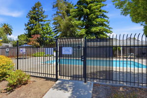 037_F8_163 Harbor Oaks Cir