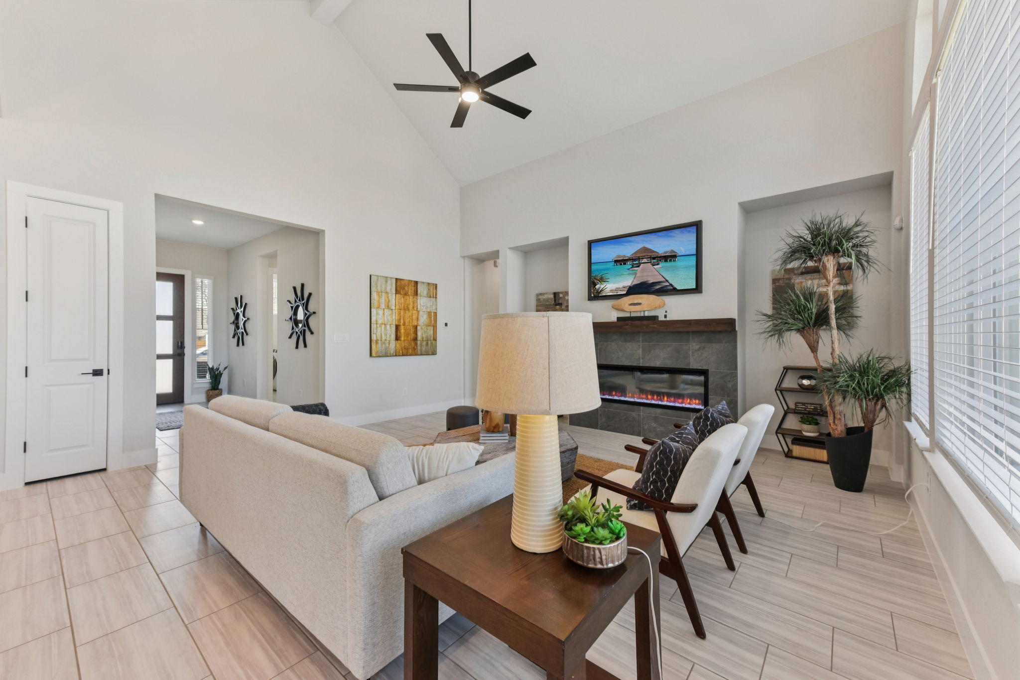 163 Lily Pad Lane Kyle-S3001-005