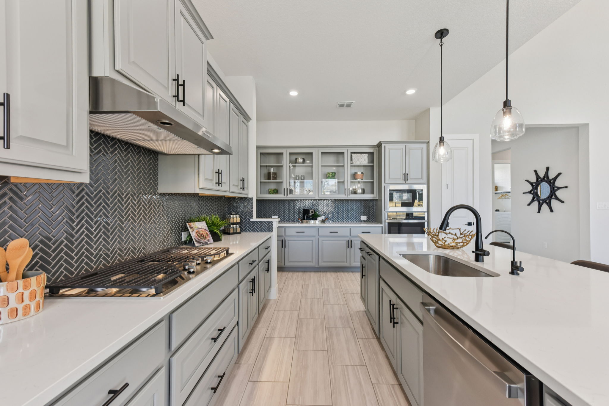 163 Lily Pad Lane Kyle-S3001-014