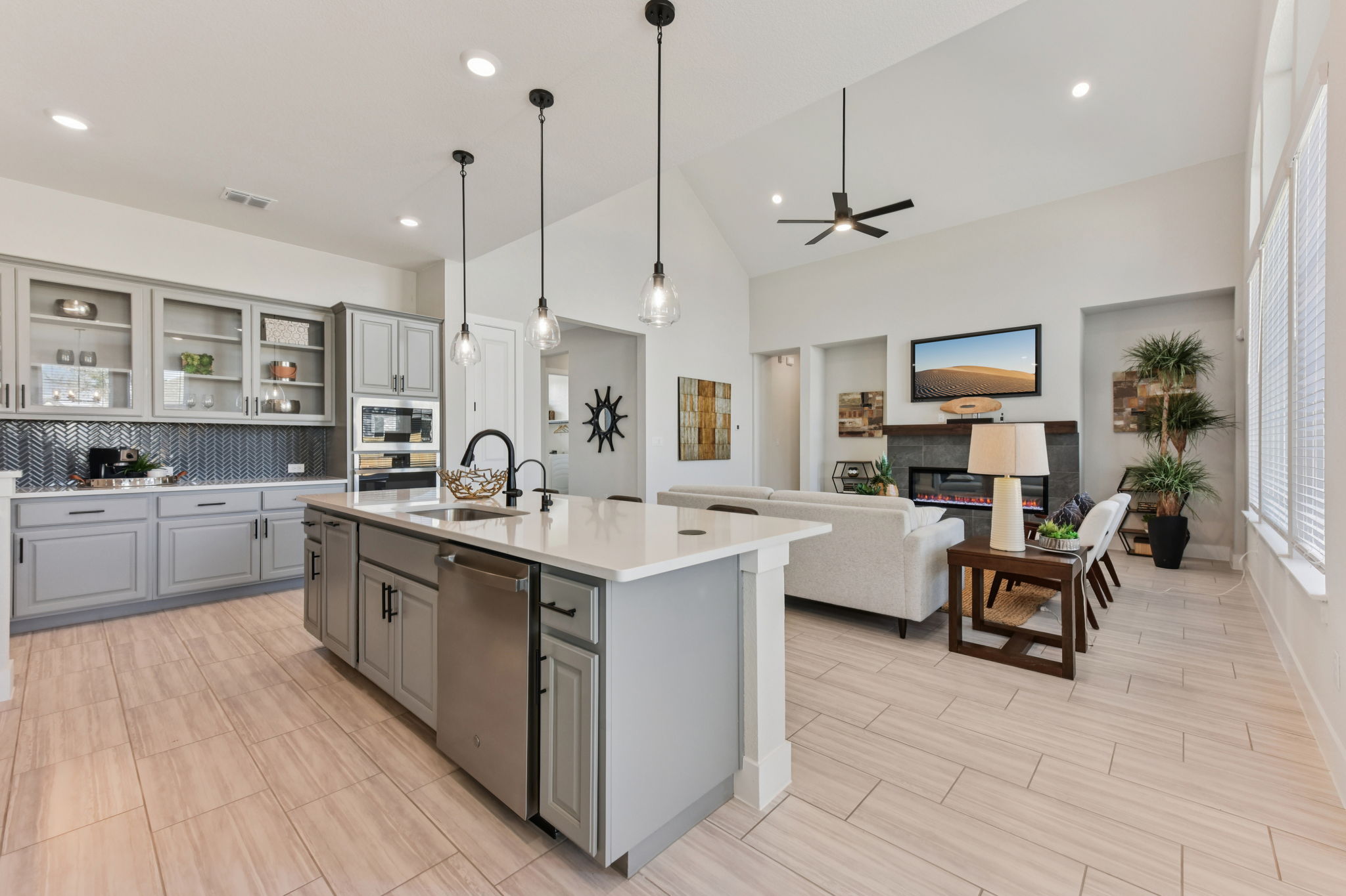 163 Lily Pad Lane Kyle-S3001-017