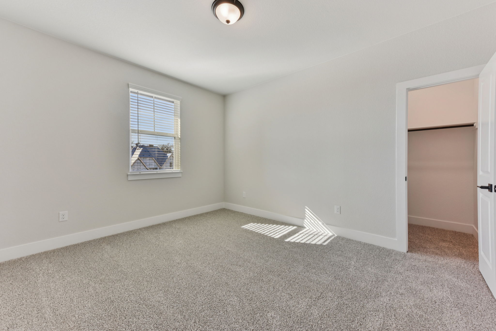 163 Lily Pad Lane Kyle-S3001-042