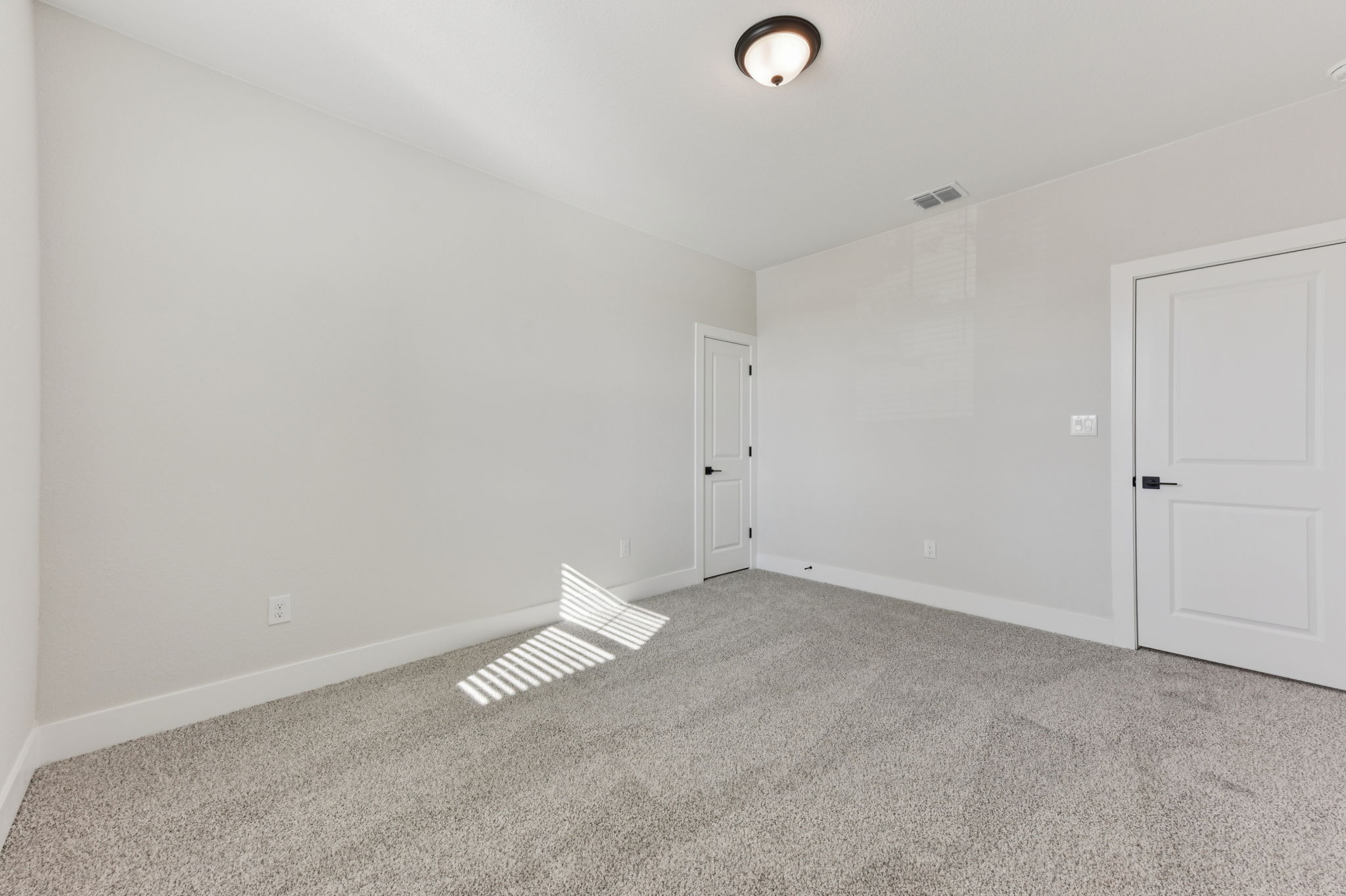 163 Lily Pad Lane Kyle-S3001-043