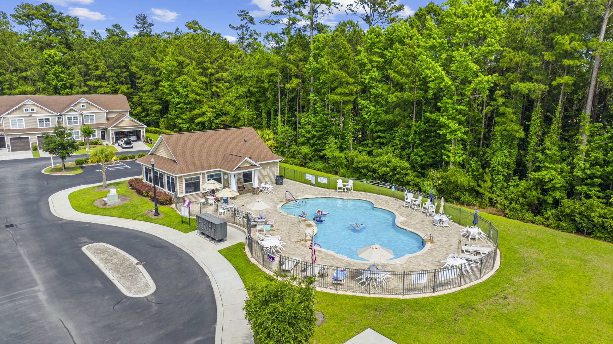  Photo 50