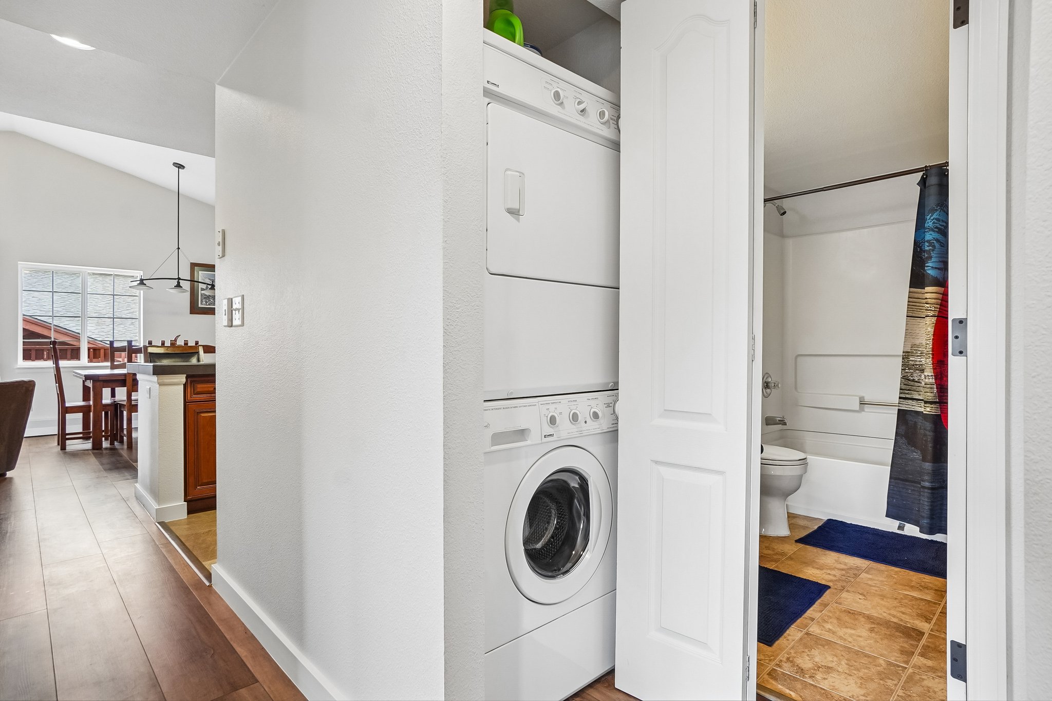 Pelican Cir 1205-S2606-022.jpg