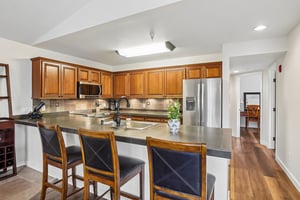 Pelican Cir 1205-S2606-015.jpg