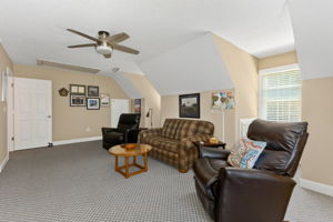  Photo 49