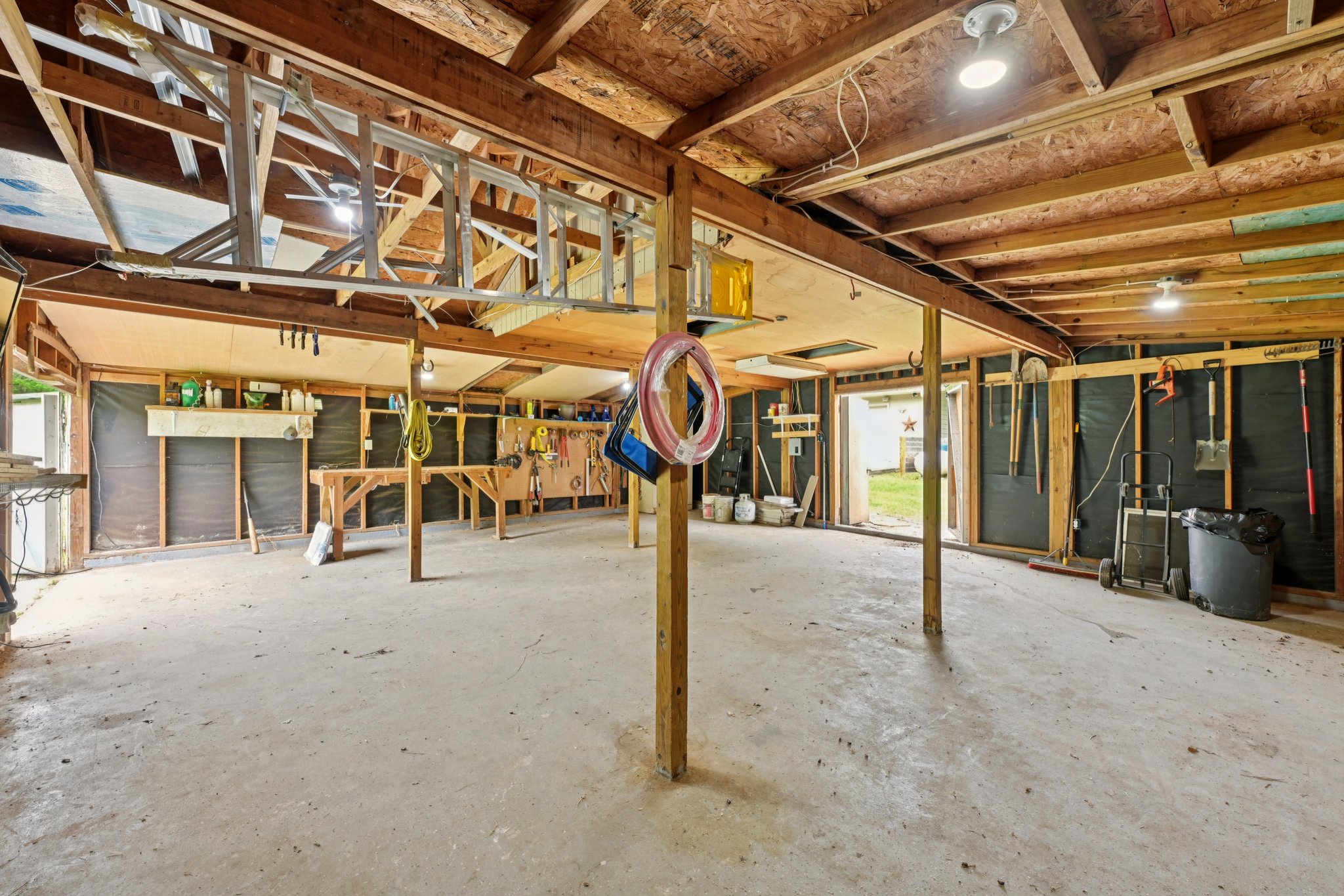 Cimmaron Dr-S0404-041.jpg