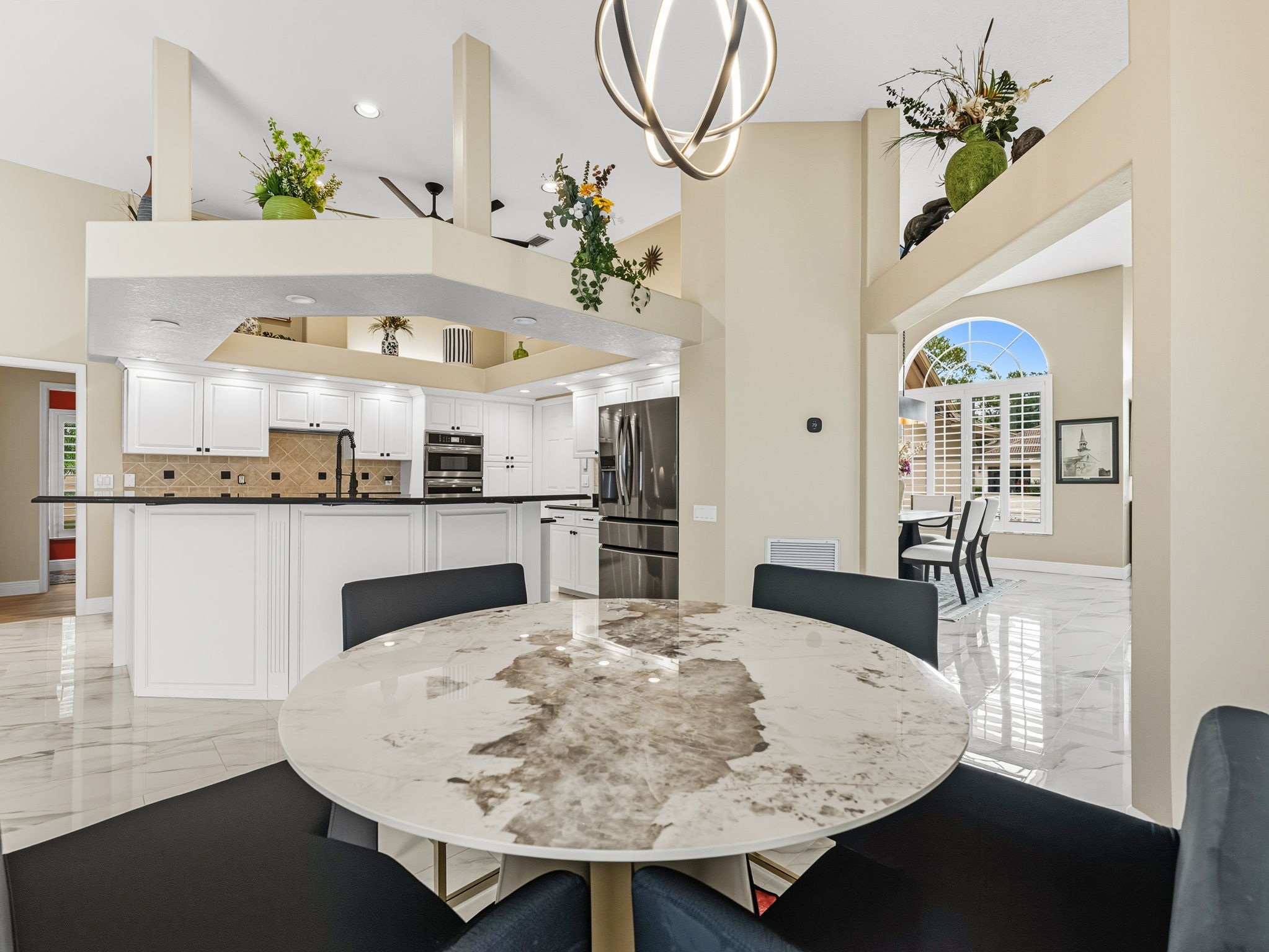 16308 Colwood - 16