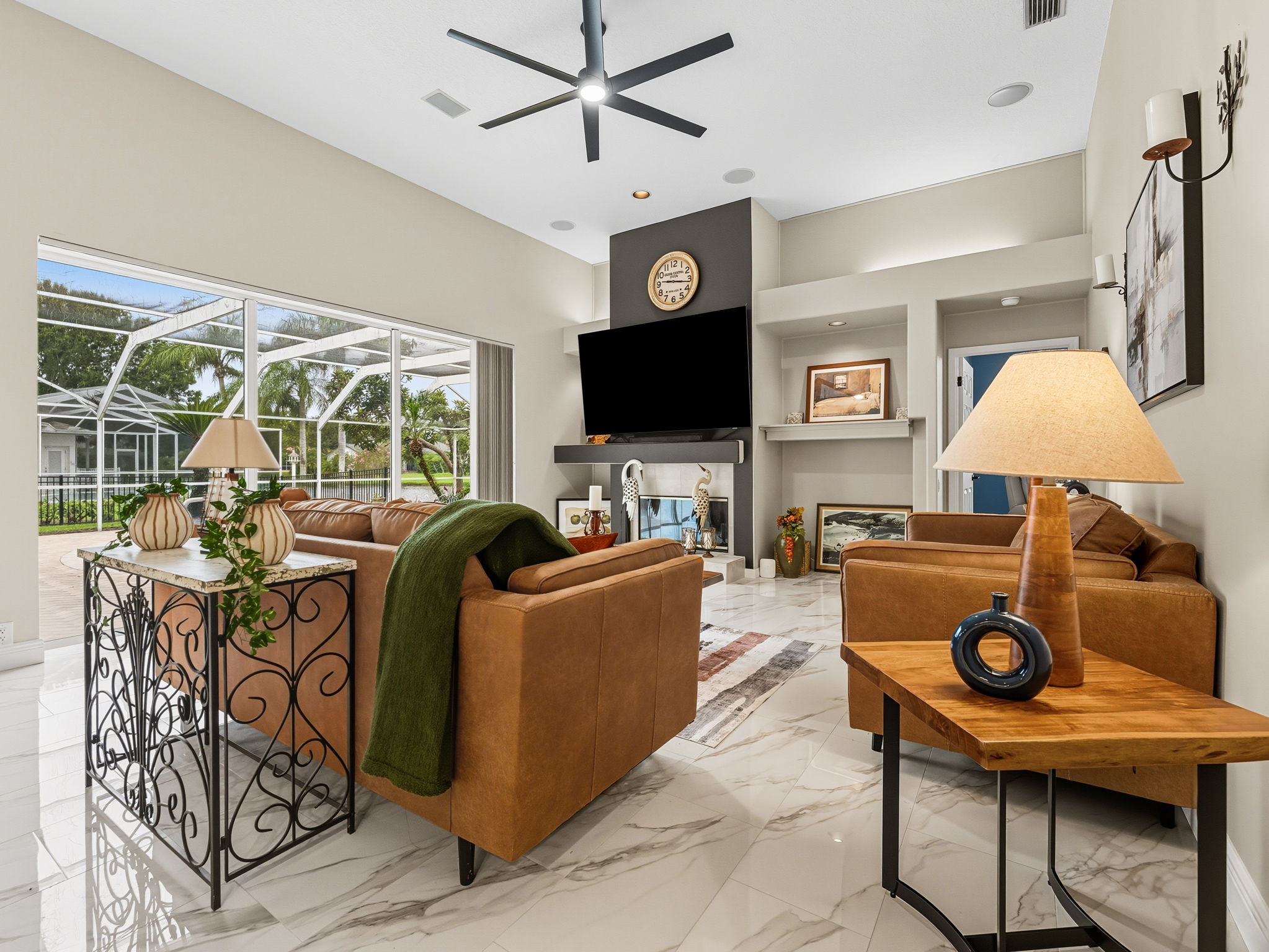 16308 Colwood - 09