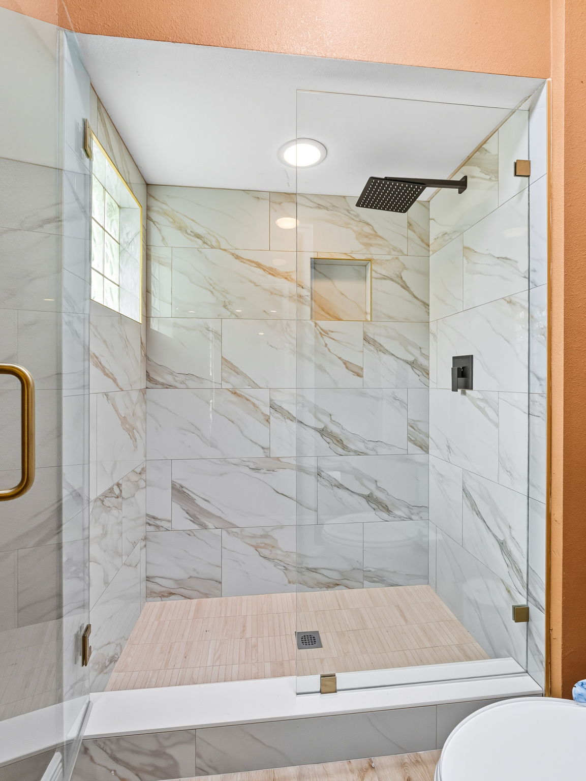 16308 Colwood - 32