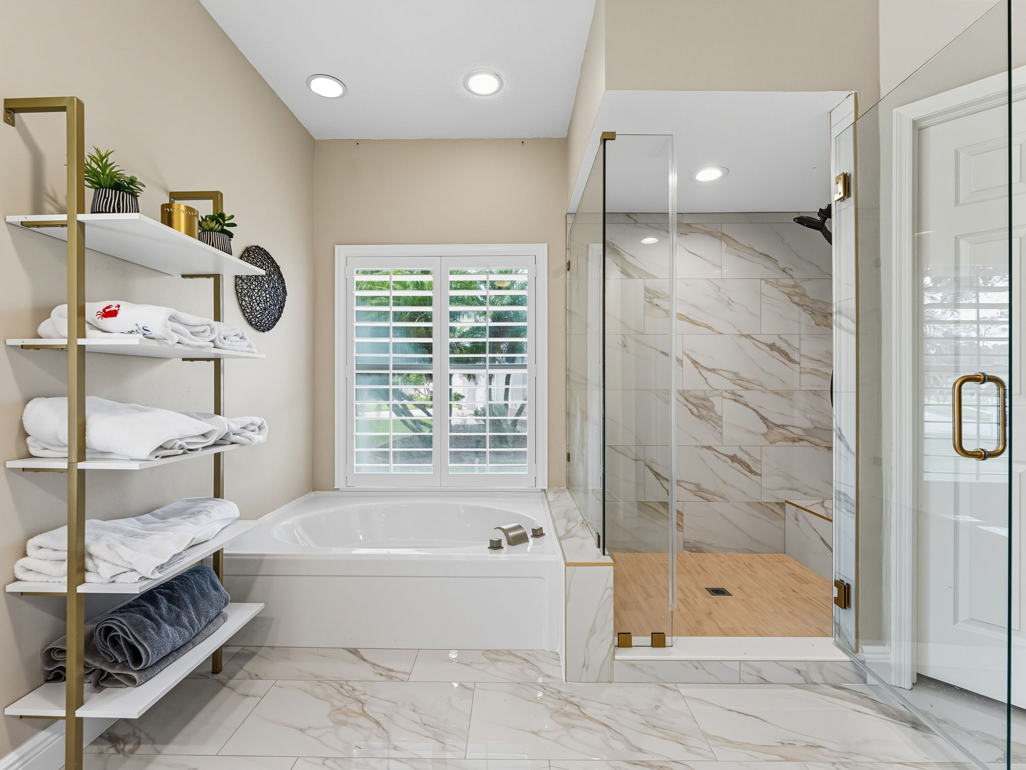 16308 Colwood - 20
