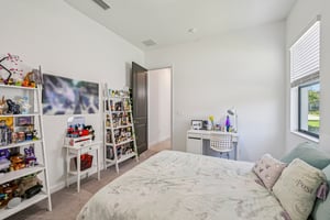 Tradewind Ter-S1604-032.jpg