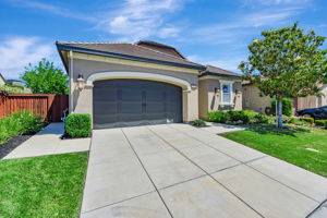 002_1631 Chianti Ln