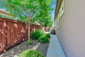 047_1631 Chianti Ln