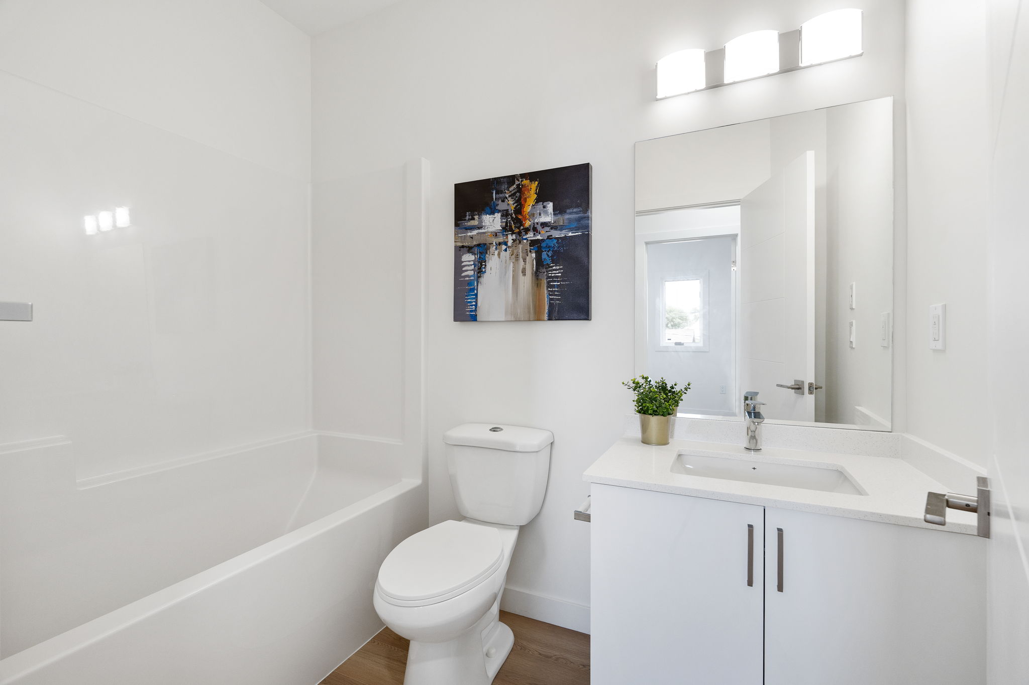1631 Ross Ave W - Interior-11