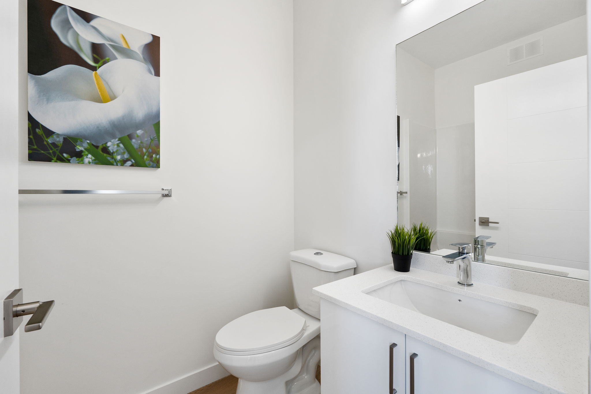 1631 Ross Ave W - Interior-16