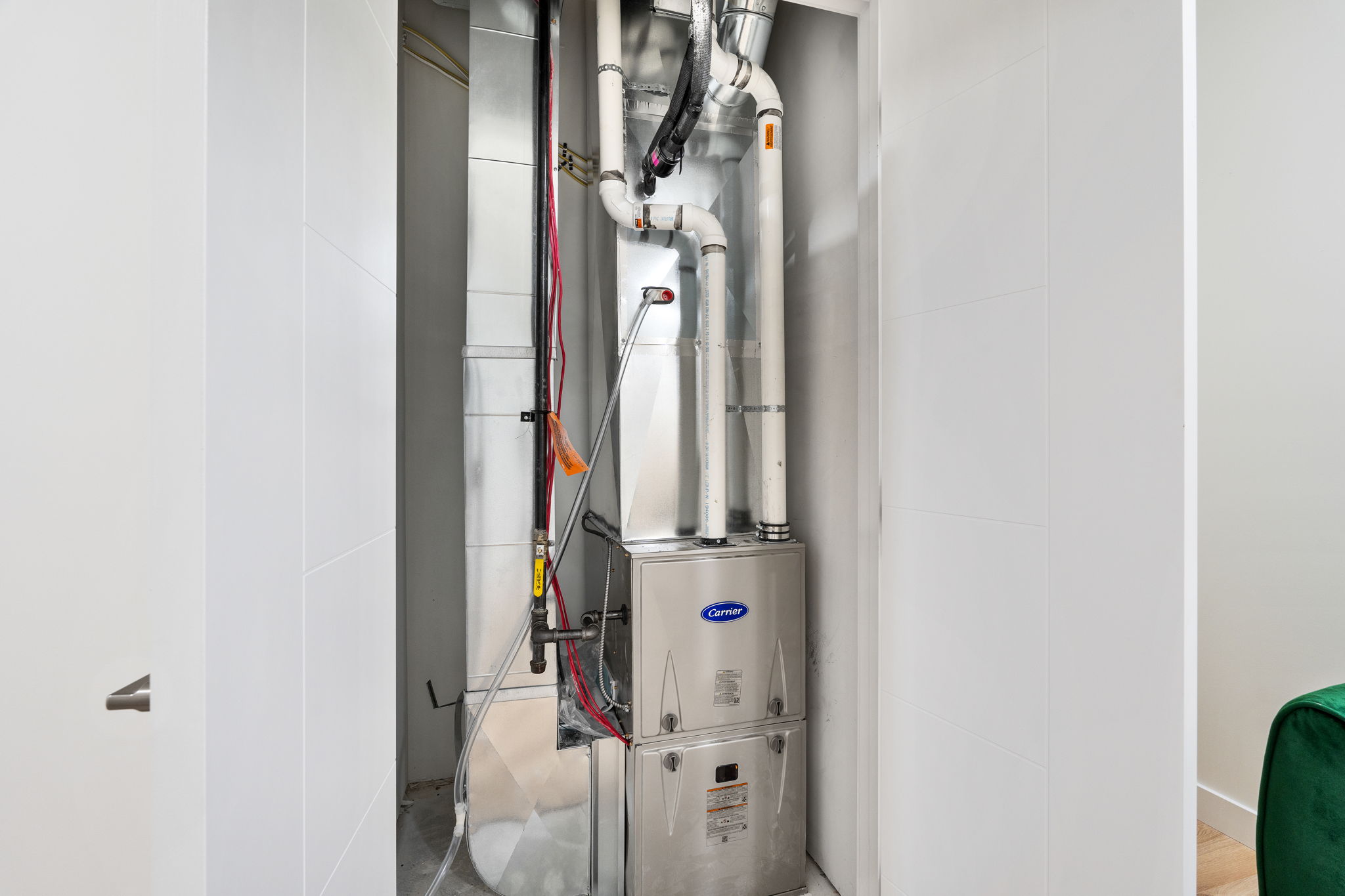 1631 Ross Ave W - Interior-23
